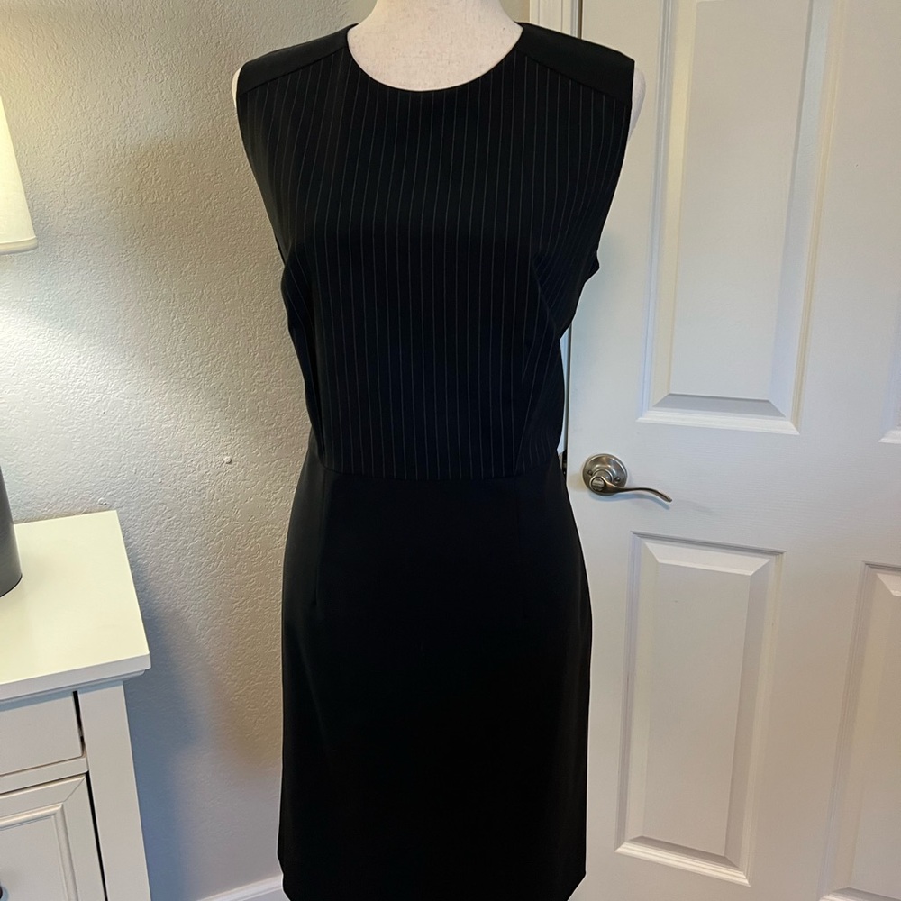 BOSS by Hugo Boss black pinstriped sz 10 lined sheath dress